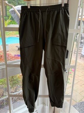 lululemon athletica olive green